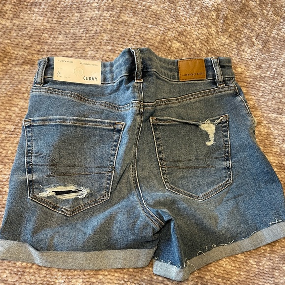 American eagle curvy mom shorts size 8 - Picture 3 of 3